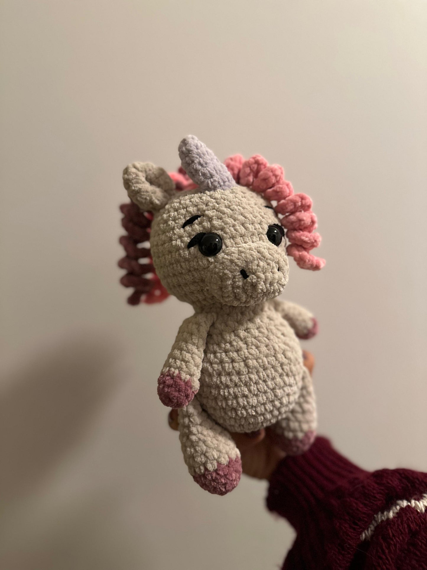 🦄 Handgemachtes Einhorn – mit rosa Mähne
