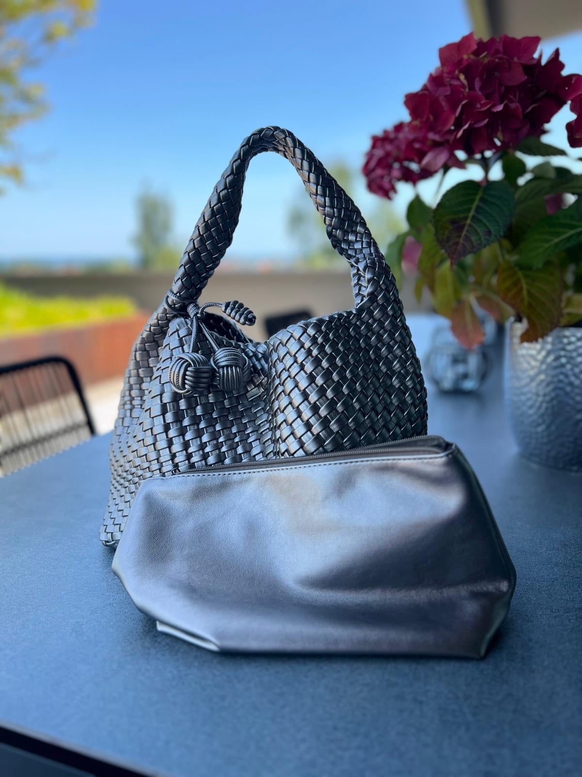 Geflochtene Handtasche mit Innentäschchen – Eleganz & Funktion in einem 🌟