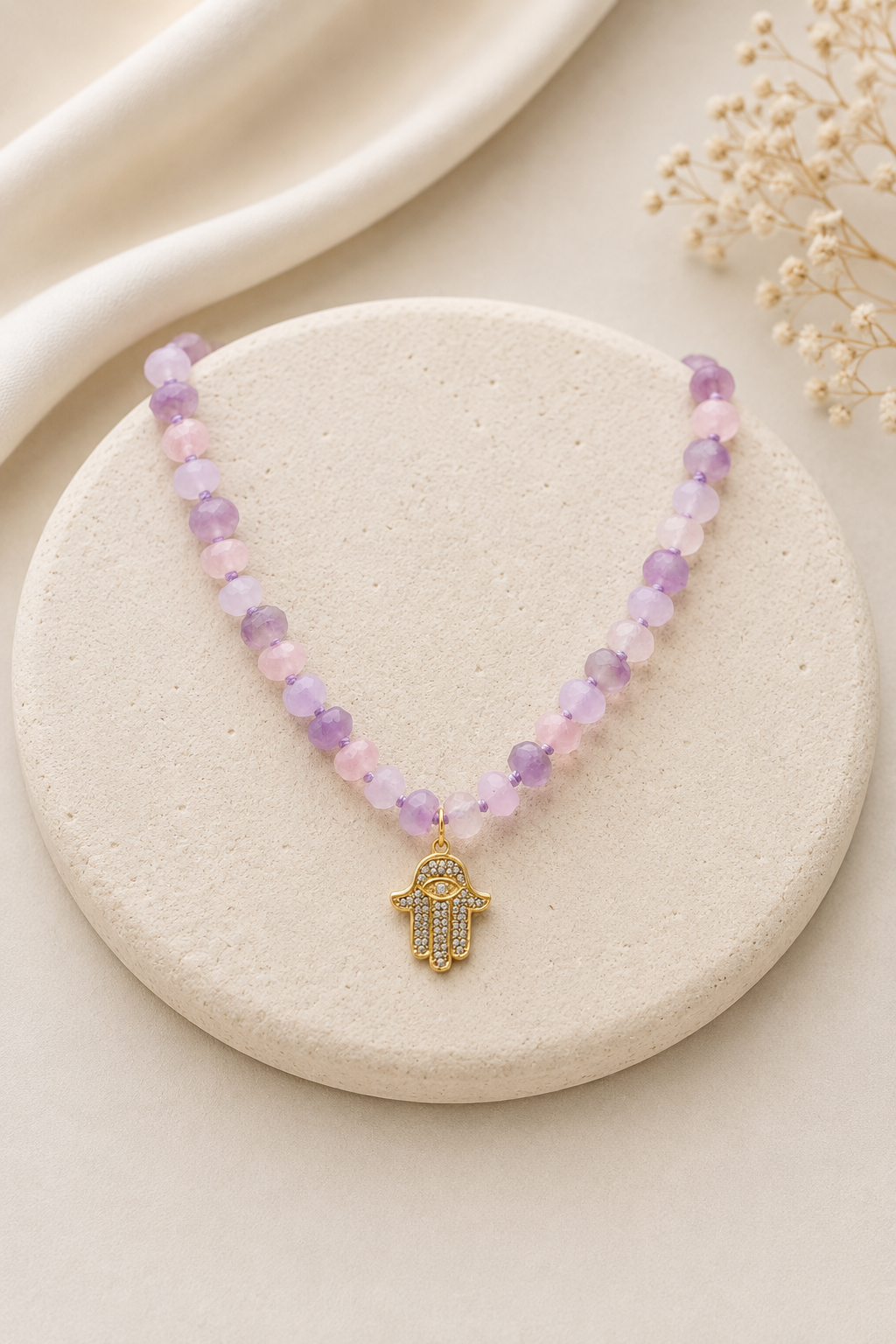 💜 Vergoldete Perlenkette mit Hamsa-Hand Anhänger (in 5 Tagen lieferbar)