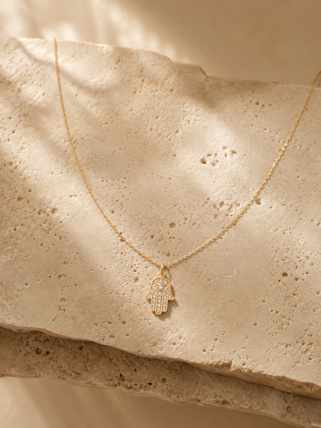 Hamsa Hand Kette mit Glitzersteinen