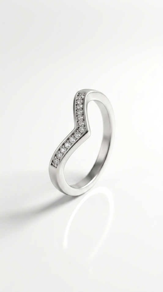 ✨ Modern Wave Ring – Silver Edition ✨
