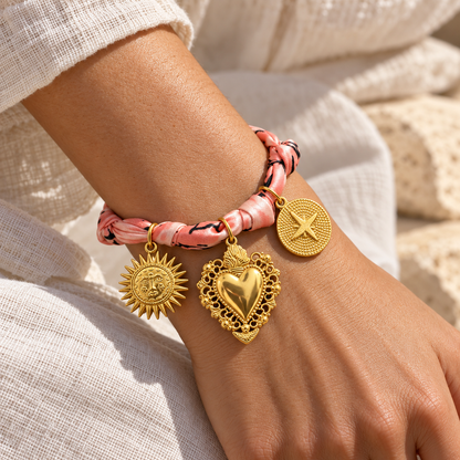 Stoffarmband «Sol & Amor» – mit goldfarbenen Charms