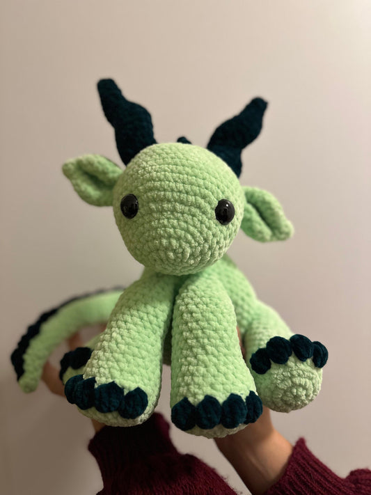 🐉 Handgemachter Kuschel-Drache – einzigartig & liebevoll gehäkelt