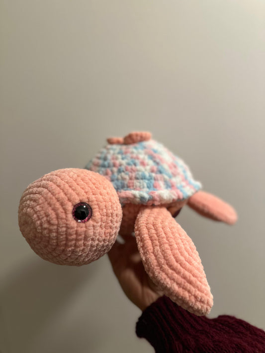 🐢 Rosa Häkel-Schildkröte – handgemacht & einzigartig