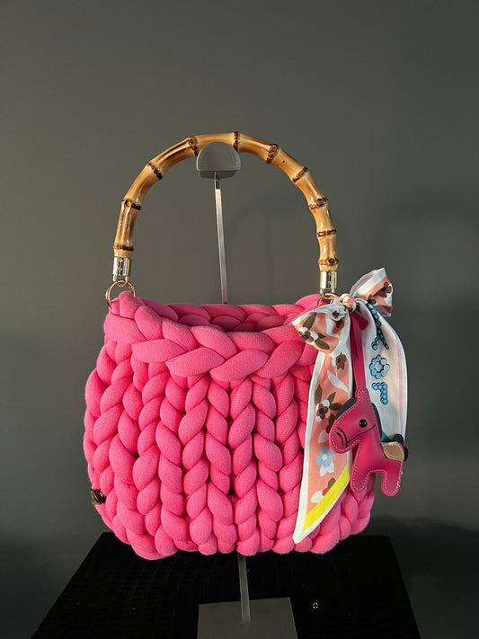 Pillowbag mit Bambusgriffen und Anhänger