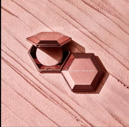 Fenty Beauty Diamond Bomb All-Over Diamond Veil – Highlighter