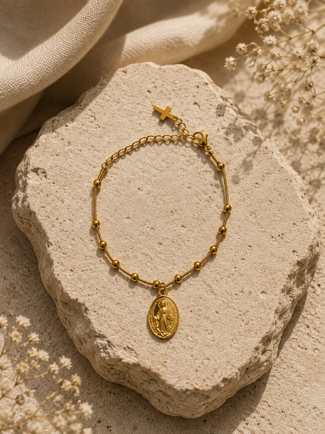 Maria-Armband mit Kreuzanhänger – Gold