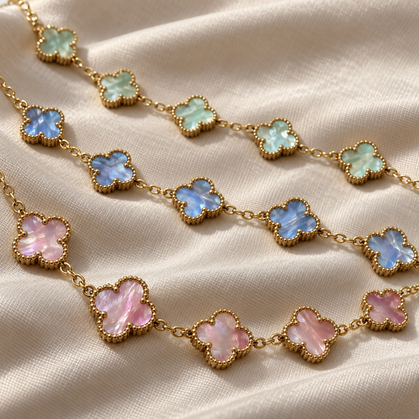 Iridescent Clover Armband
