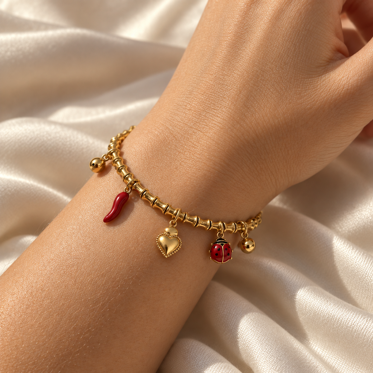 Charm-Armband „Cuore Fortuna“ – Edelstahl, goldfarben ✨