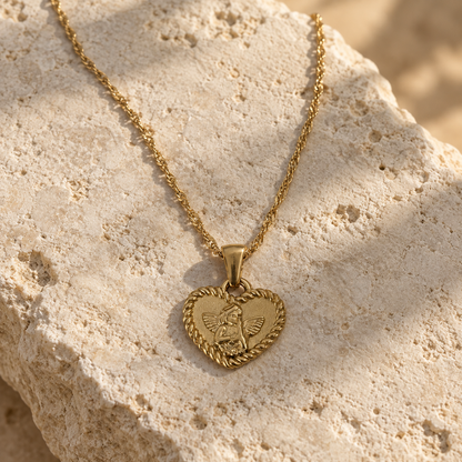 Angel Heart – goldfarbene Halskette mit Engelmotiv in
