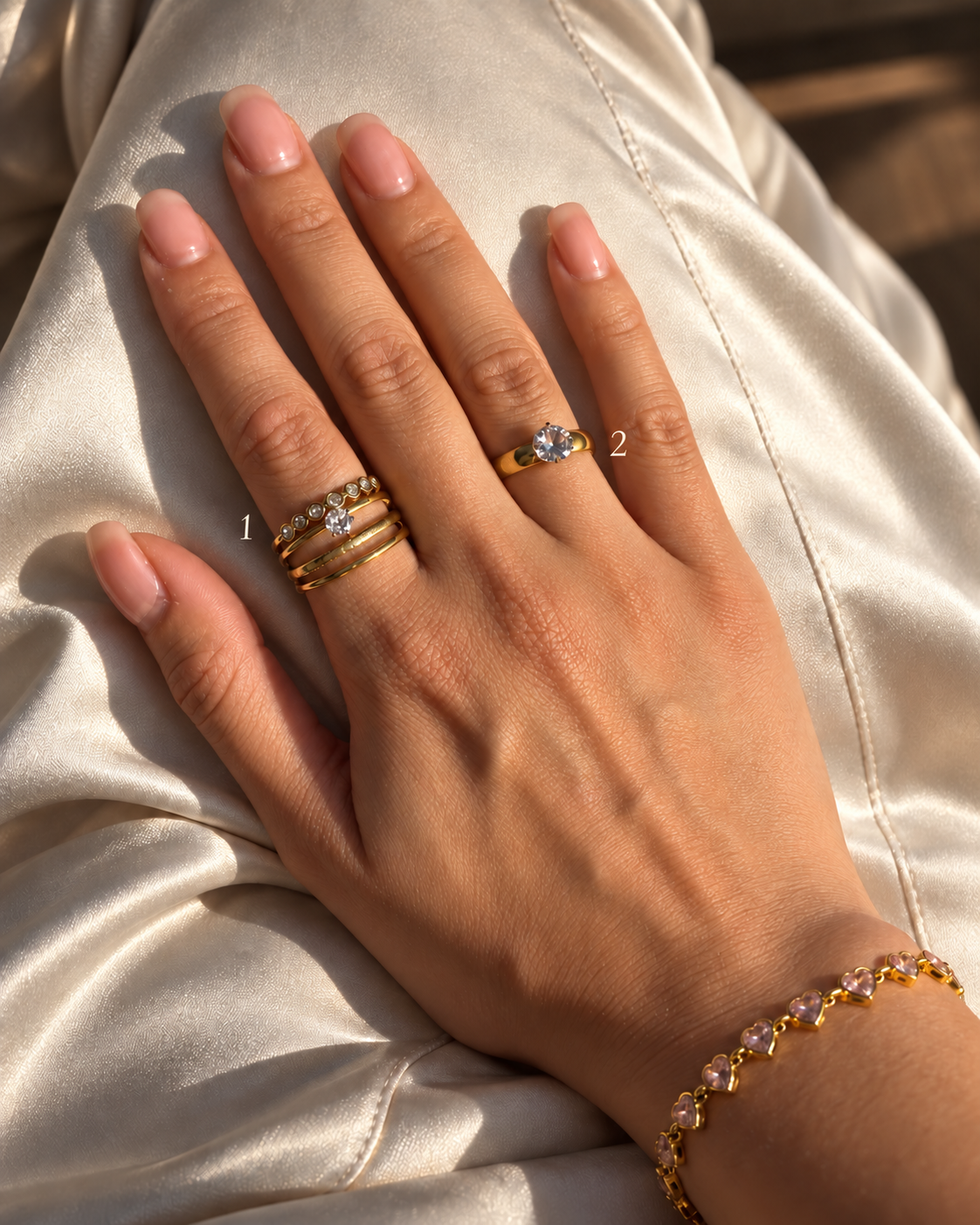 Goldfarbene Ringe – Glanz & feine Details