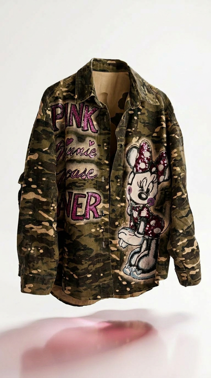 Statement Jacke „Minnie Glam Camo“ – Bold, verspielt & einzigartig ✨🎀 S-L