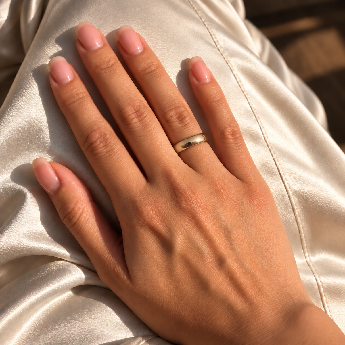 Pure Gold – Schlichter goldfarbener Ring