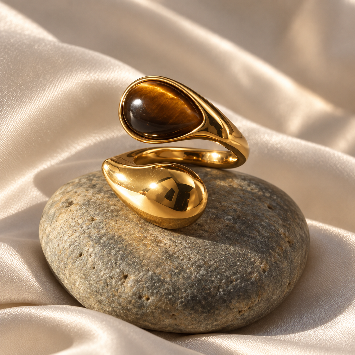 Ring Amber Flow – Braun & Goldfarben