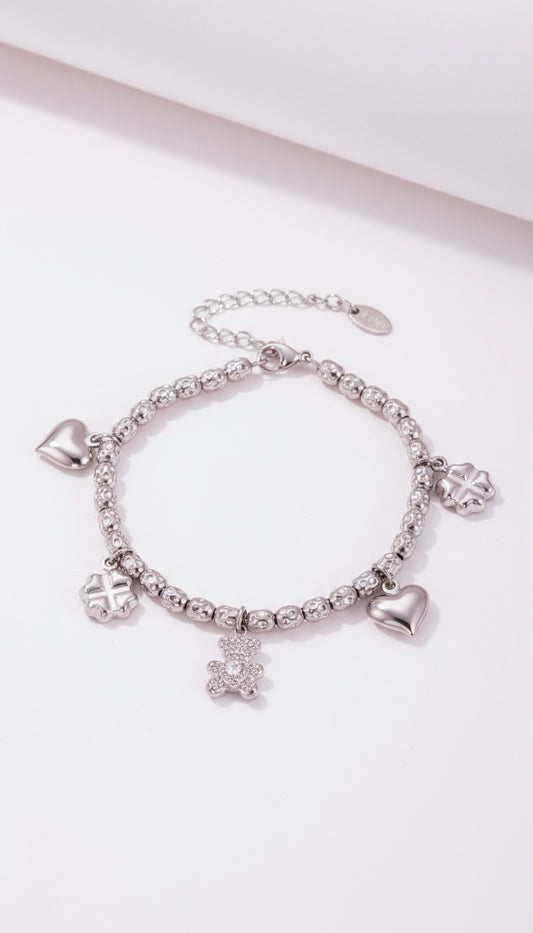 💖 Edelstahl Charm-Armband „Teddy & Glückssymbole“ – verspielte Eleganz in Gold oder Silber 💖