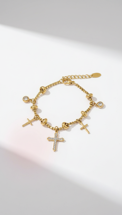 ✨ Goldenes Edelstahl-Armband mit Kreuzanhängern & Zirkonia-Details