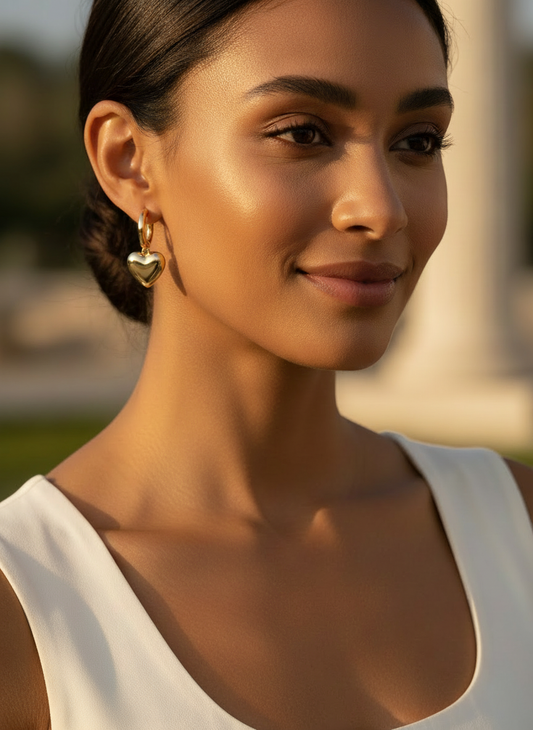 Herzförmige Edelstahl-Ohrringe – Goldfinish