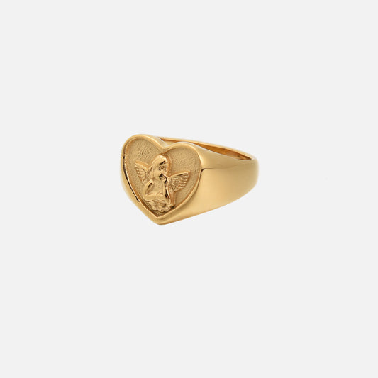 Ring in Herzform ist mit einem filigranen Engel-Motiv 🤍✨